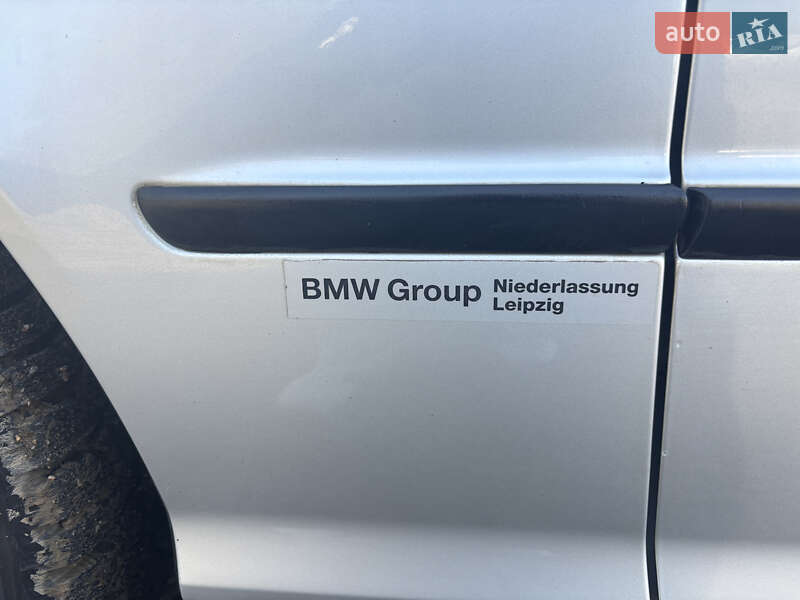 Седан BMW 3 Series 2002 в Одессе