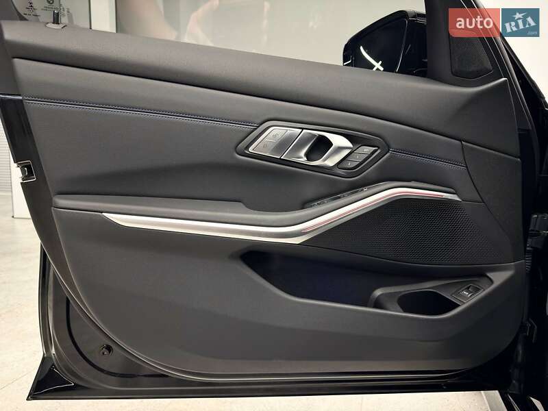 Седан BMW 3 Series 2022 в Киеве