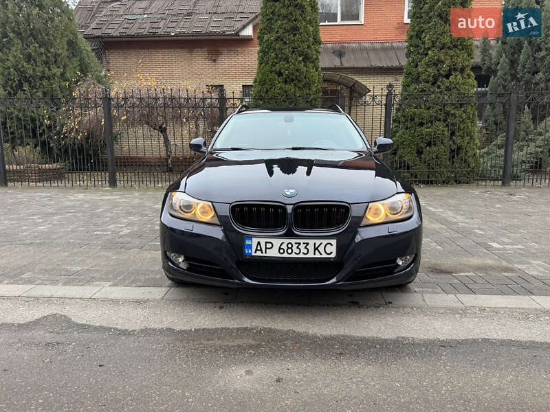Универсал BMW 3 Series 2010 в Запорожье