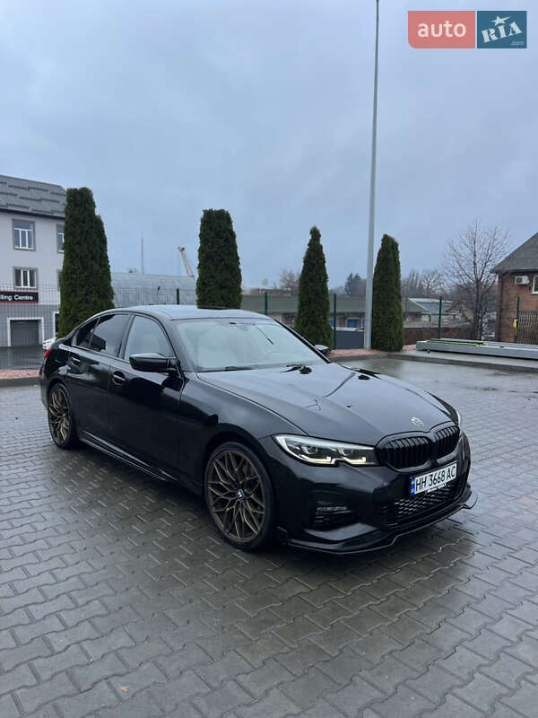 Седан BMW 3 Series 2020 в Виннице