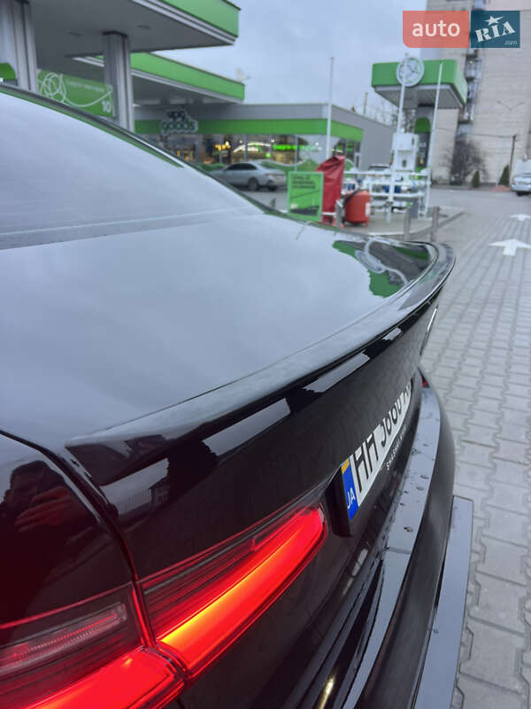 Седан BMW 3 Series 2020 в Виннице