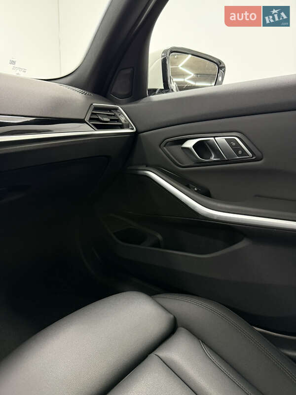 Седан BMW 3 Series 2019 в Одессе фото 21 Седан BMW 3 Series 2019 в Одессе