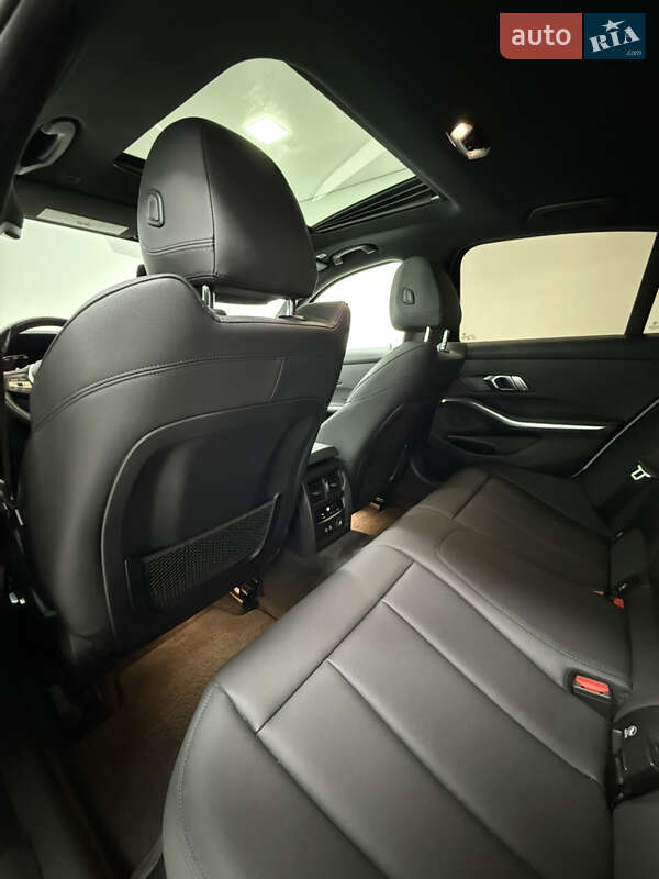 Седан BMW 3 Series 2019 в Одессе фото 26 Седан BMW 3 Series 2019 в Одессе
