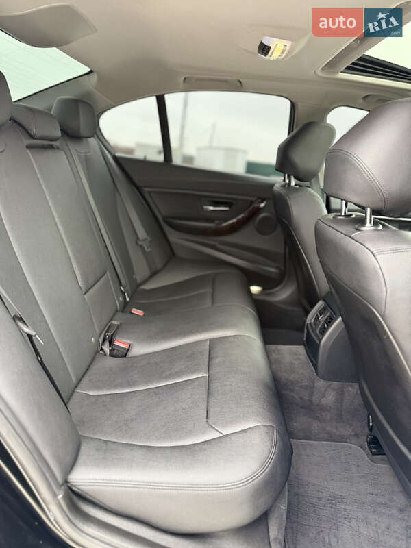 Седан BMW 3 Series 2016 в Виннице фото 40 Седан BMW 3 Series 2016 в Виннице