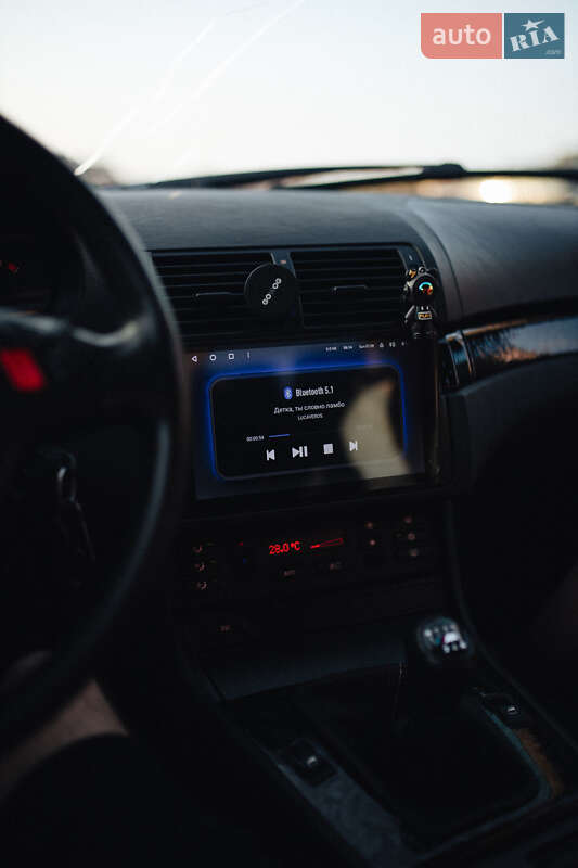 Седан BMW 3 Series 2004 в Харькове