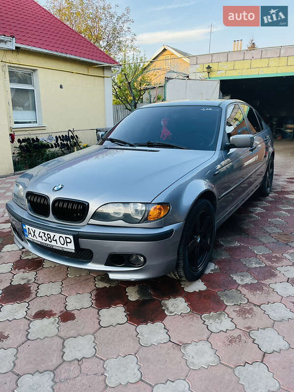 Седан BMW 3 Series 2004 в Харькове