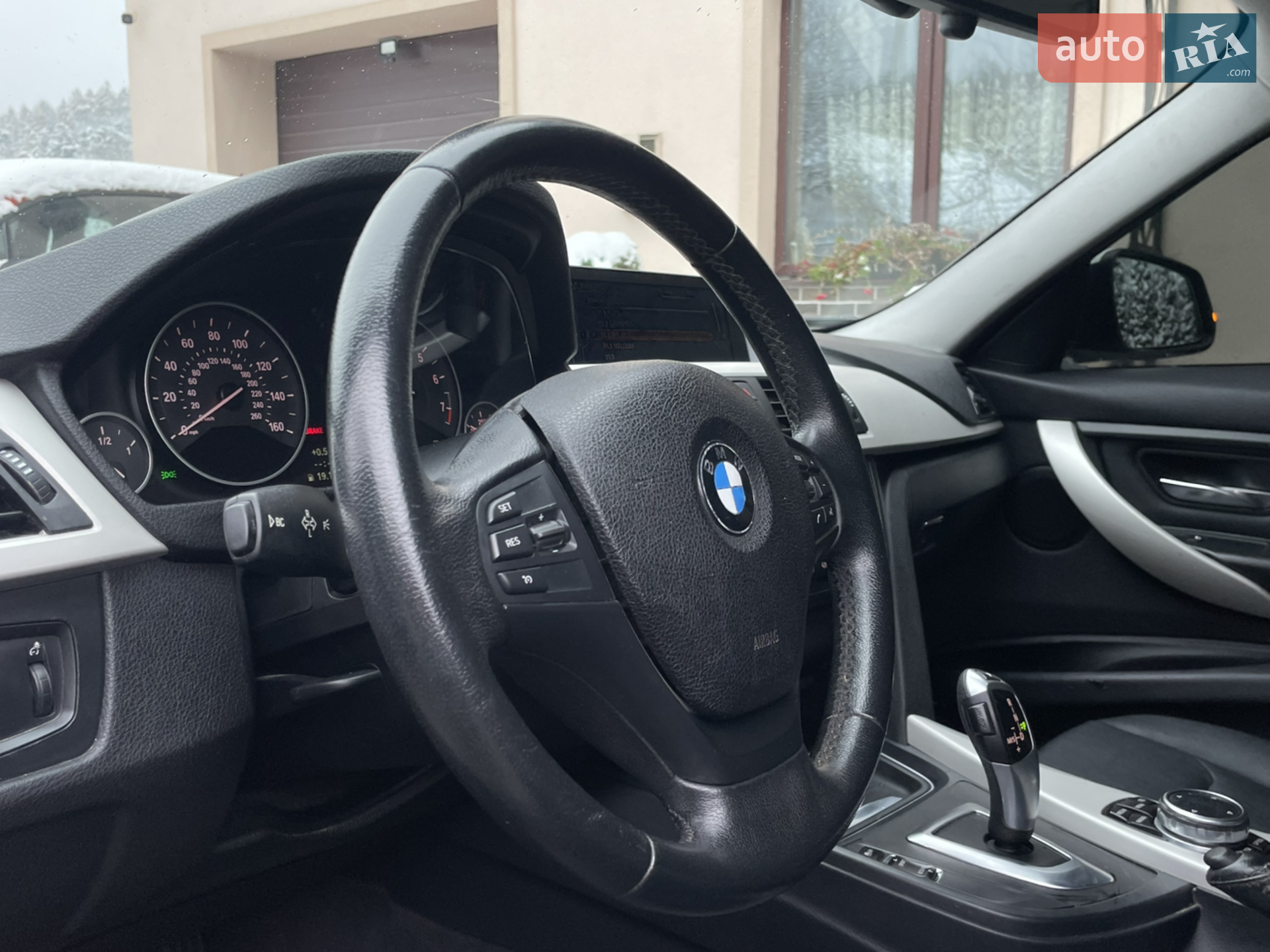 2014 BMW 3er - мініатюра 26