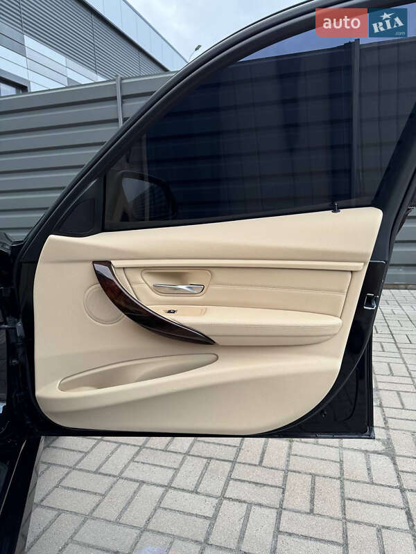 Седан BMW 3 Series 2012 в Черкассах