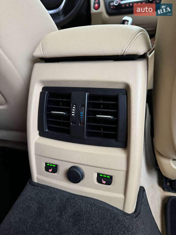 Седан BMW 3 Series 2012 в Черкассах