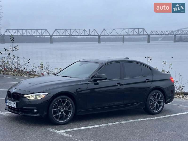 Седан BMW 3 Series 2016 в Киеве