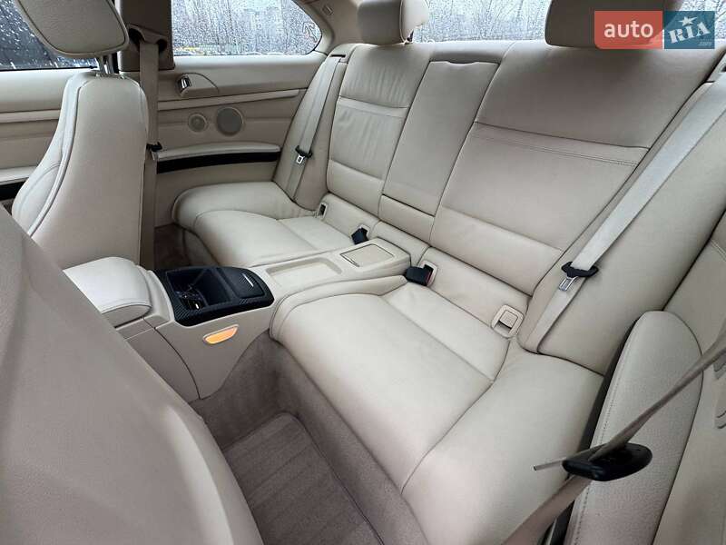 Купе BMW 3 Series 2011 в Киеве