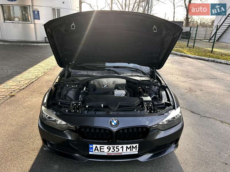 Седан BMW 3 Series 2015 в Кременчуге фото 9 Седан BMW 3 Series 2015 в Кременчуге