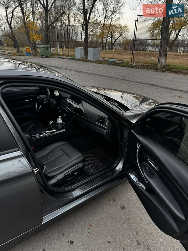 Седан BMW 3 Series 2015 в Днепре