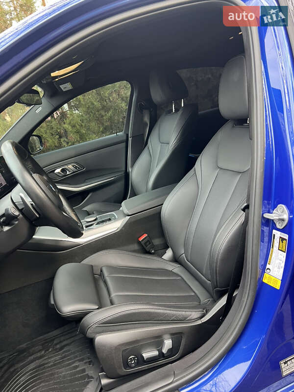 Седан BMW 3 Series 2023 в Харкові