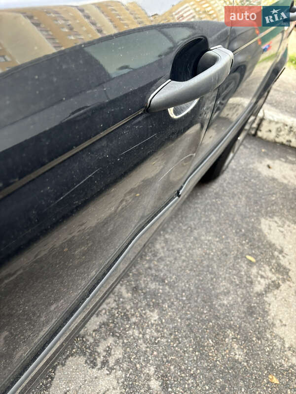 Седан BMW 3 Series 2000 в Киеве