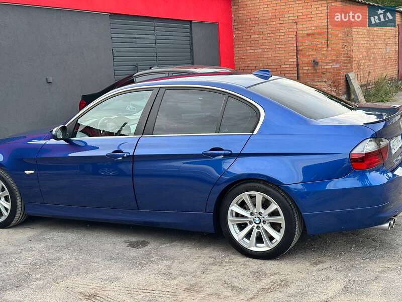 Седан BMW 3 Series 2007 в Виннице
