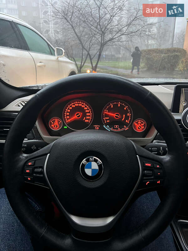 Седан BMW 3 Series 2012 в Киеве