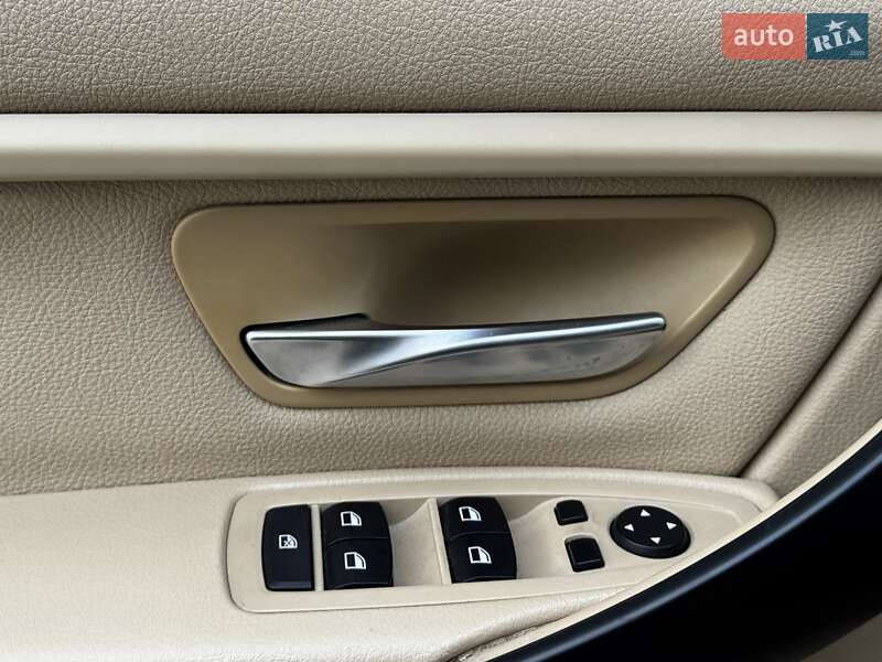 Седан BMW 3 Series 2013 в Киеве