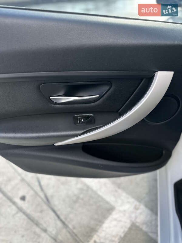 Седан BMW 3 Series 2015 в Киеве фото 19 Седан BMW 3 Series 2015 в Киеве