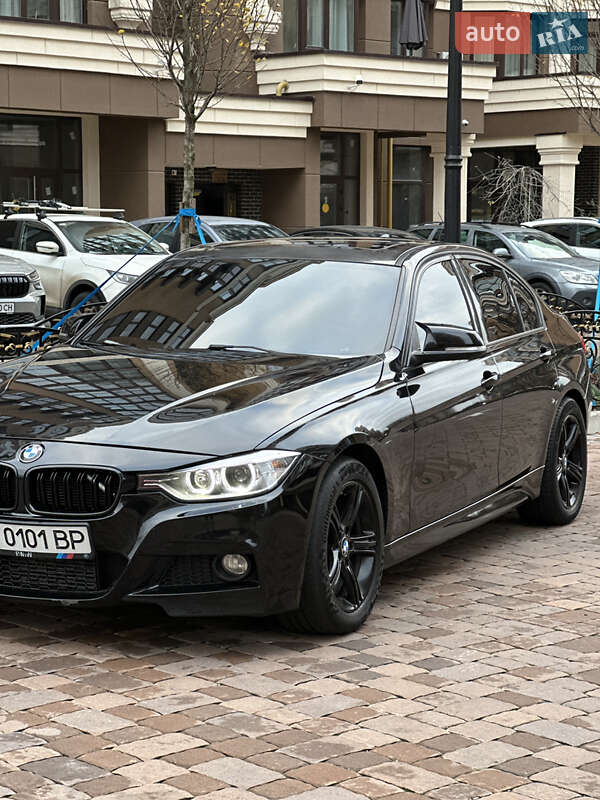 Седан BMW 3 Series 2014 в Киеве