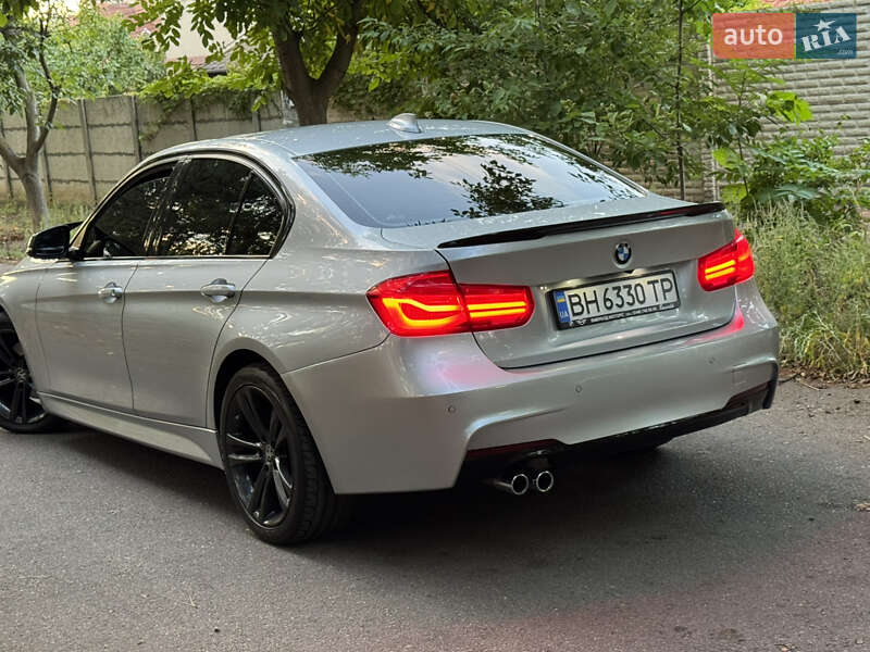 Седан BMW 3 Series 2015 в Одессе