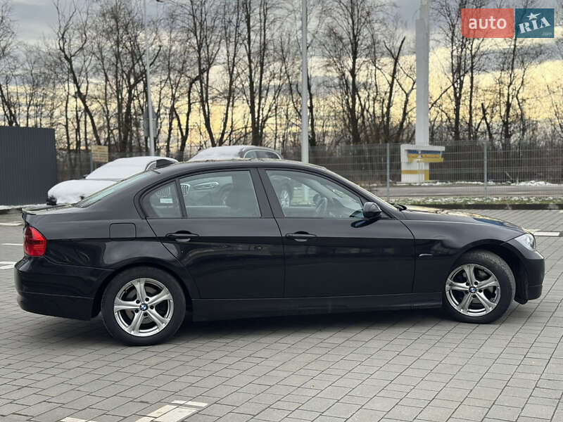 Седан BMW 3 Series 2005 в Ивано-Франковске