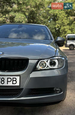 Седан BMW 3 Series 2007 в Чернігові