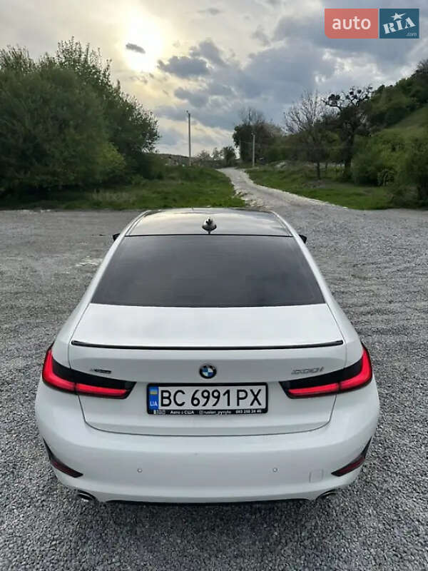 Седан BMW 3 Series 2021 в Львове