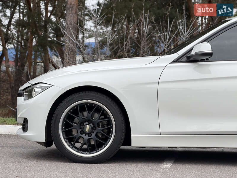 Седан BMW 3 Series 2012 в Киеве фото 12 Седан BMW 3 Series 2012 в Киеве