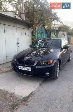 Седан BMW 3 Series 2010 в Чорноморську