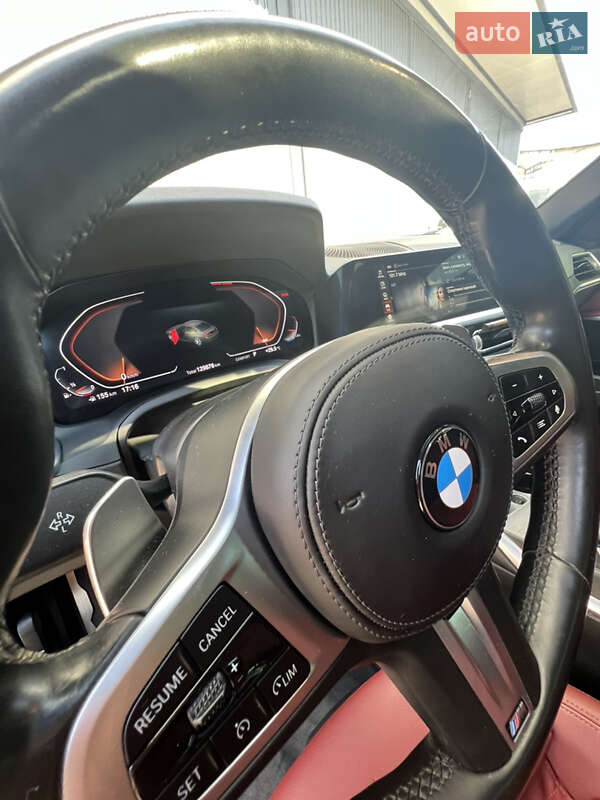 Седан BMW 3 Series 2022 в Львове