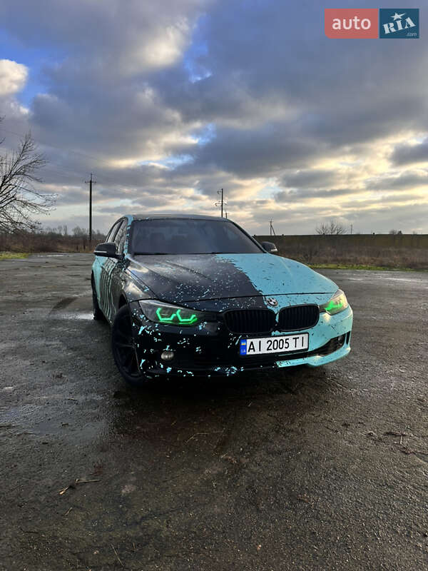 Седан BMW 3 Series 2013 в Буче
