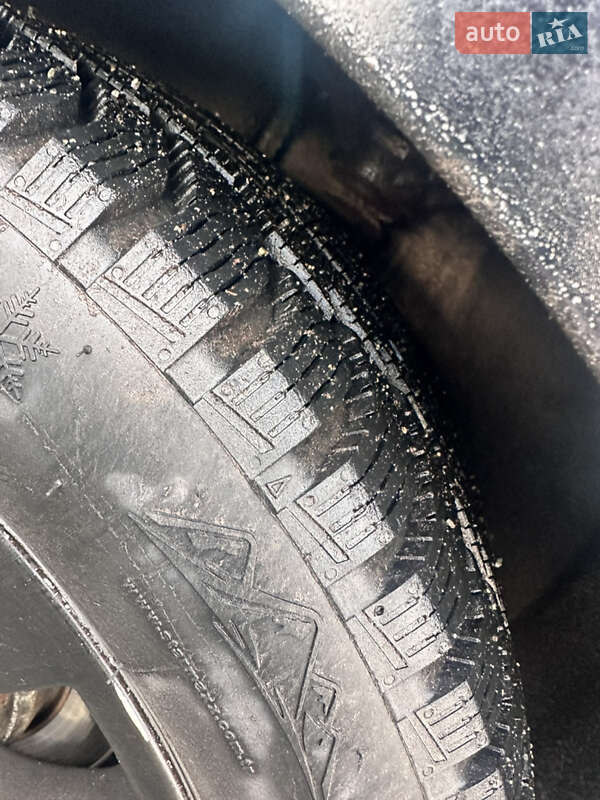 Седан BMW 3 Series 2013 в Буче