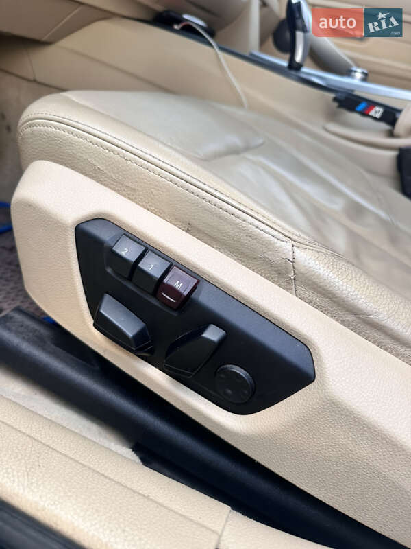 Седан BMW 3 Series 2013 в Буче