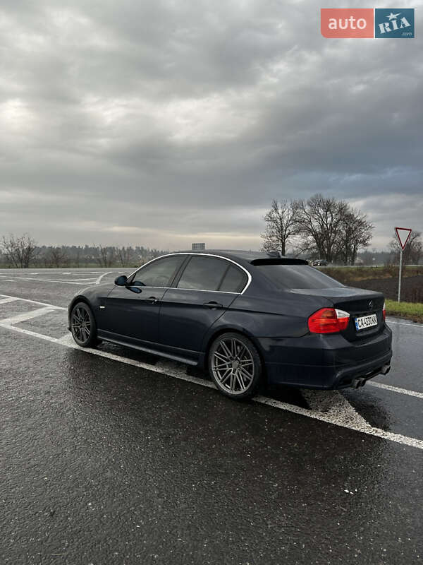 Седан BMW 3 Series 2005 в Черкассах