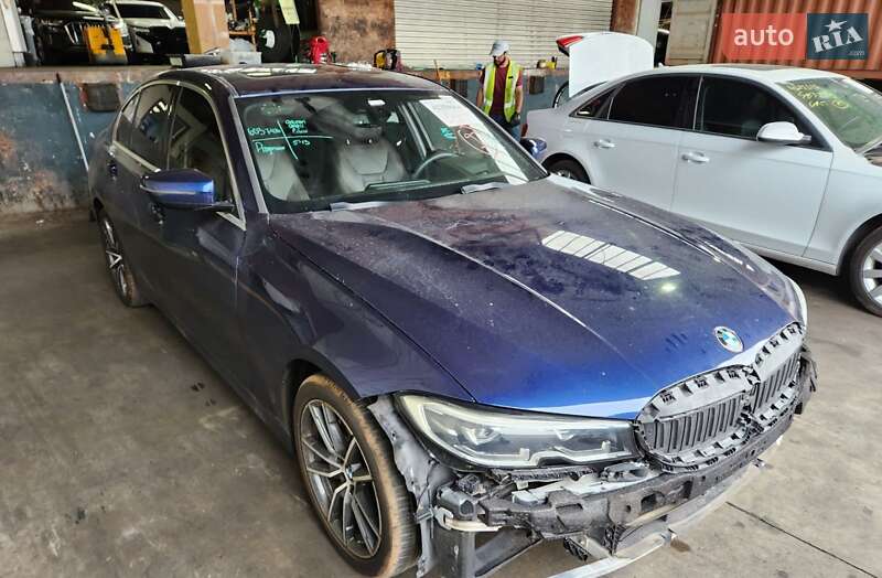 Седан BMW 3 Series 2019 в Киеве