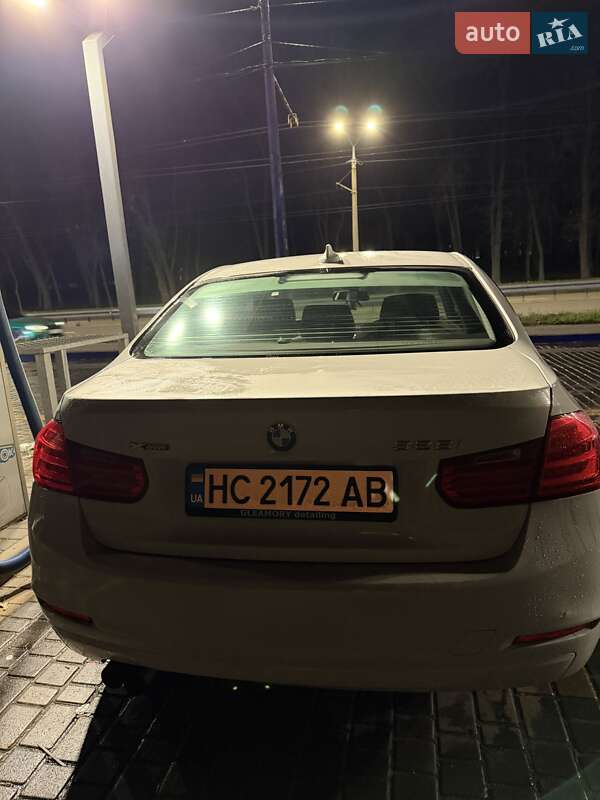 Седан BMW 3 Series 2013 в Днепре