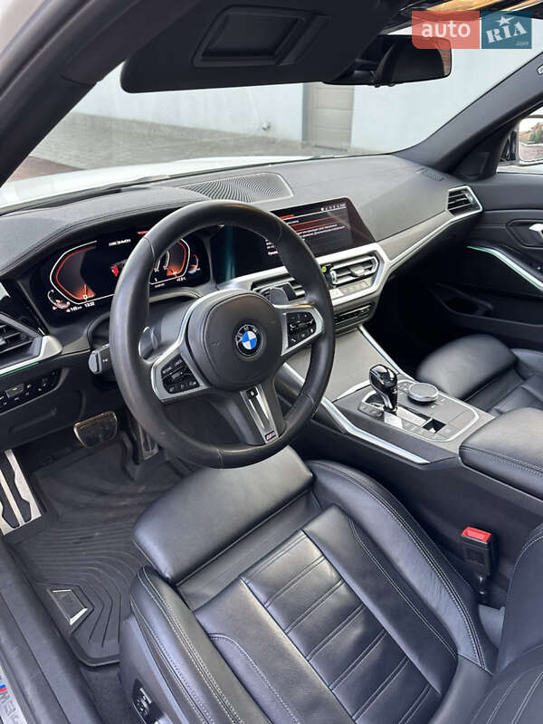 Седан BMW 3 Series 2019 в Киеве
