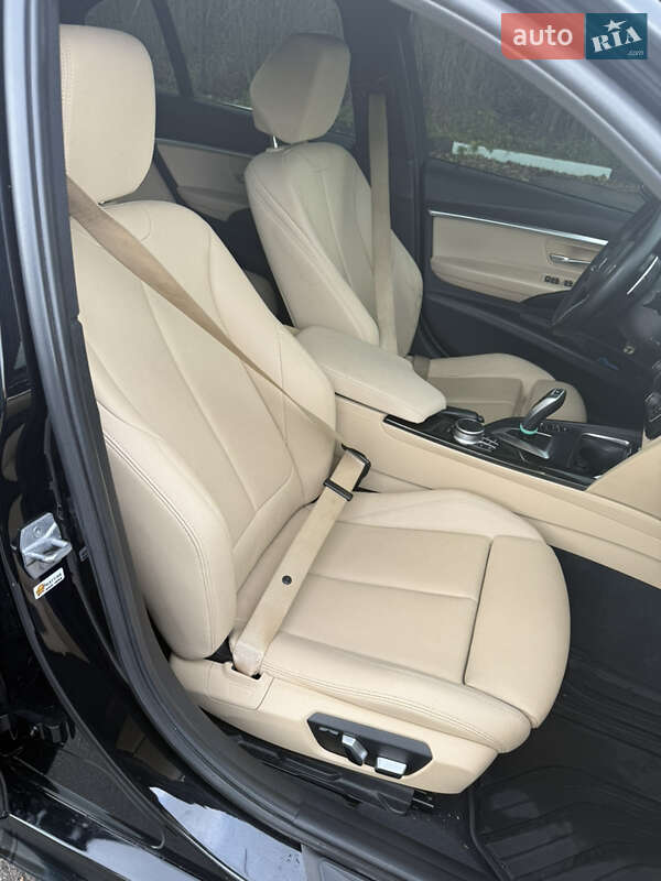 Седан BMW 3 Series 2017 в Казатине