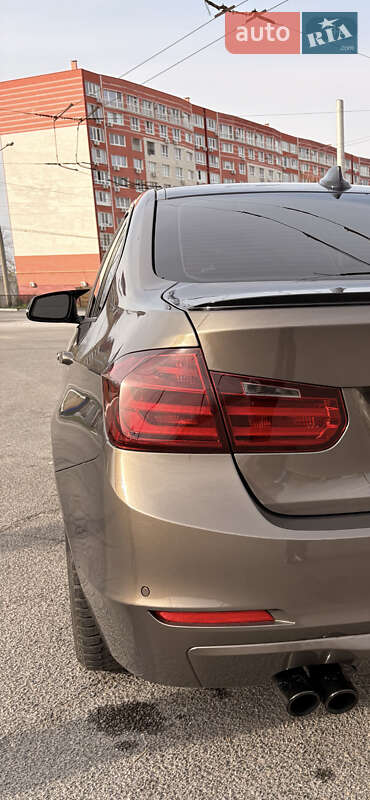 Седан BMW 3 Series 2014 в Запорожье