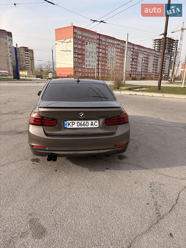 Седан BMW 3 Series 2014 в Запорожье