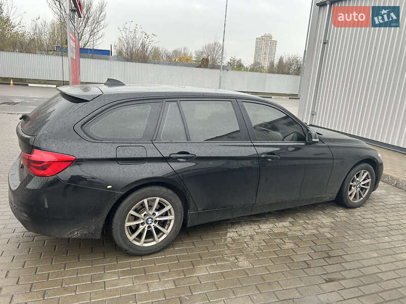 Универсал BMW 3 Series 2016 в Киеве