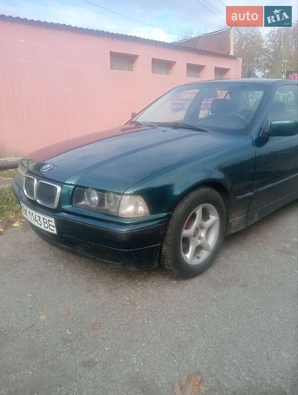 Седан BMW 3 Series 1997 в Здолбунове