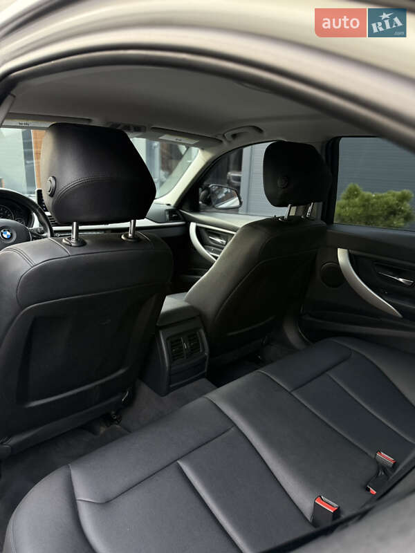 Седан BMW 3 Series 2013 в Киеве
