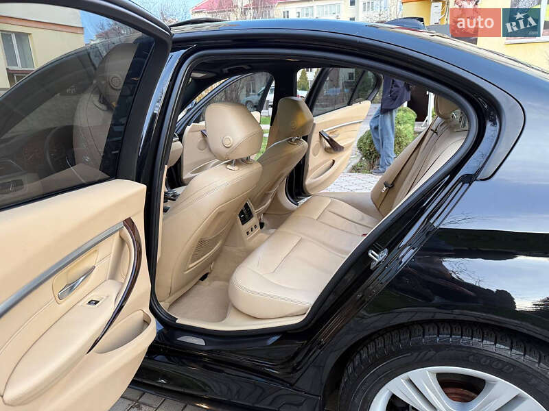 Седан BMW 3 Series 2016 в Каменец-Подольском