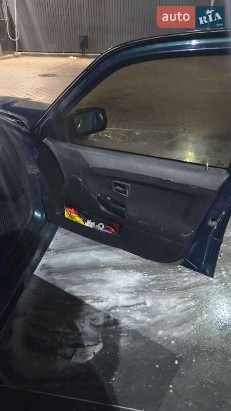 Седан BMW 3 Series 1993 в Львове
