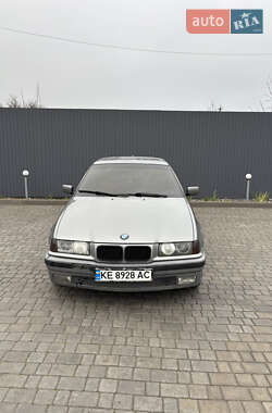 Седан BMW 3 Series 1995 в Дніпрі