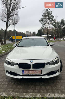 Седан BMW 3 Series 2014 в Новояворовске