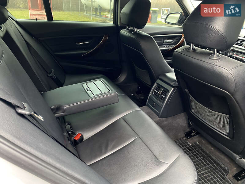 Седан BMW 3 Series 2012 в Ивано-Франковске фото 28 Седан BMW 3 Series 2012 в Ивано-Франковске