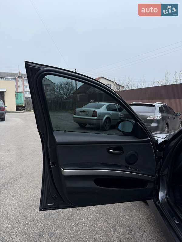 Седан BMW 3 Series 2006 в Чернигове